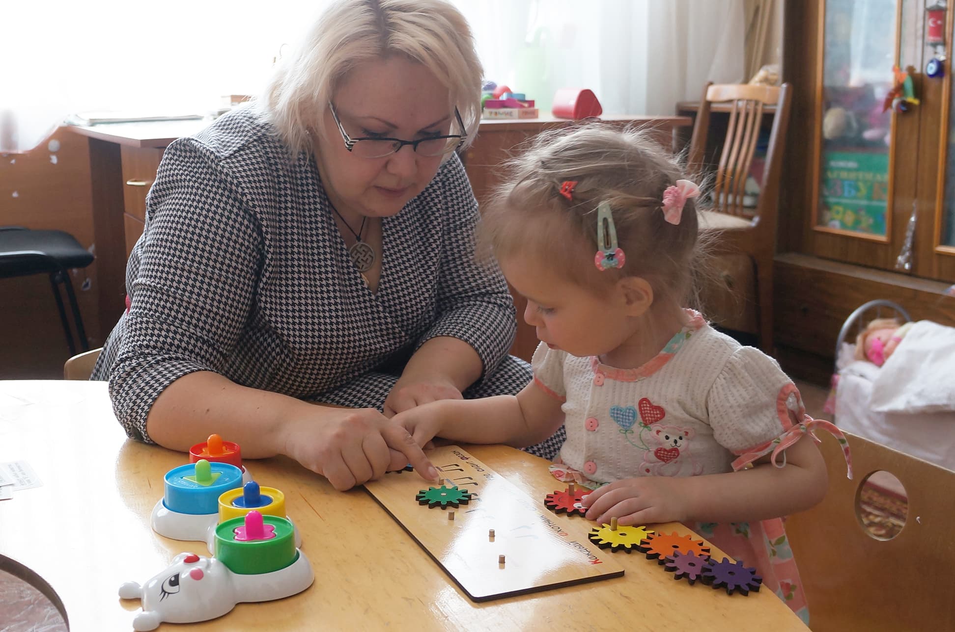 Дети-сироты Златоуста получили помощь